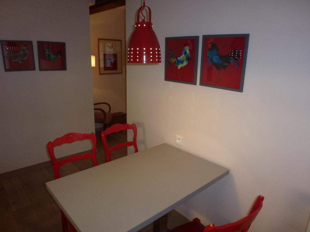 Appartements Les Loges Les Remparts Kaysersberg-Vignoble Pokoj fotografie